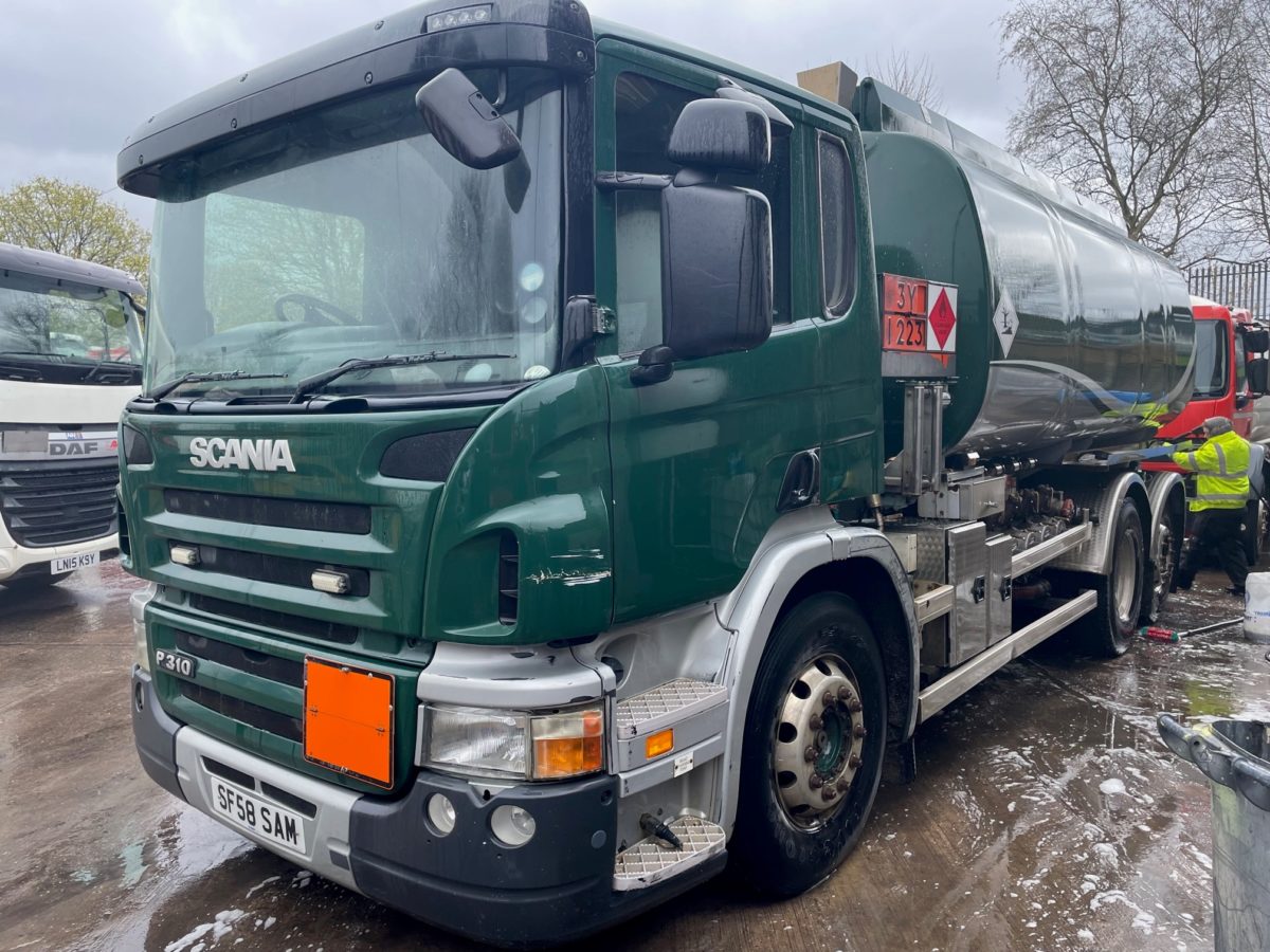 2008 SCANIA P310 6×2